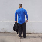 polera long fit manga larga azul rey - vista trasera 1