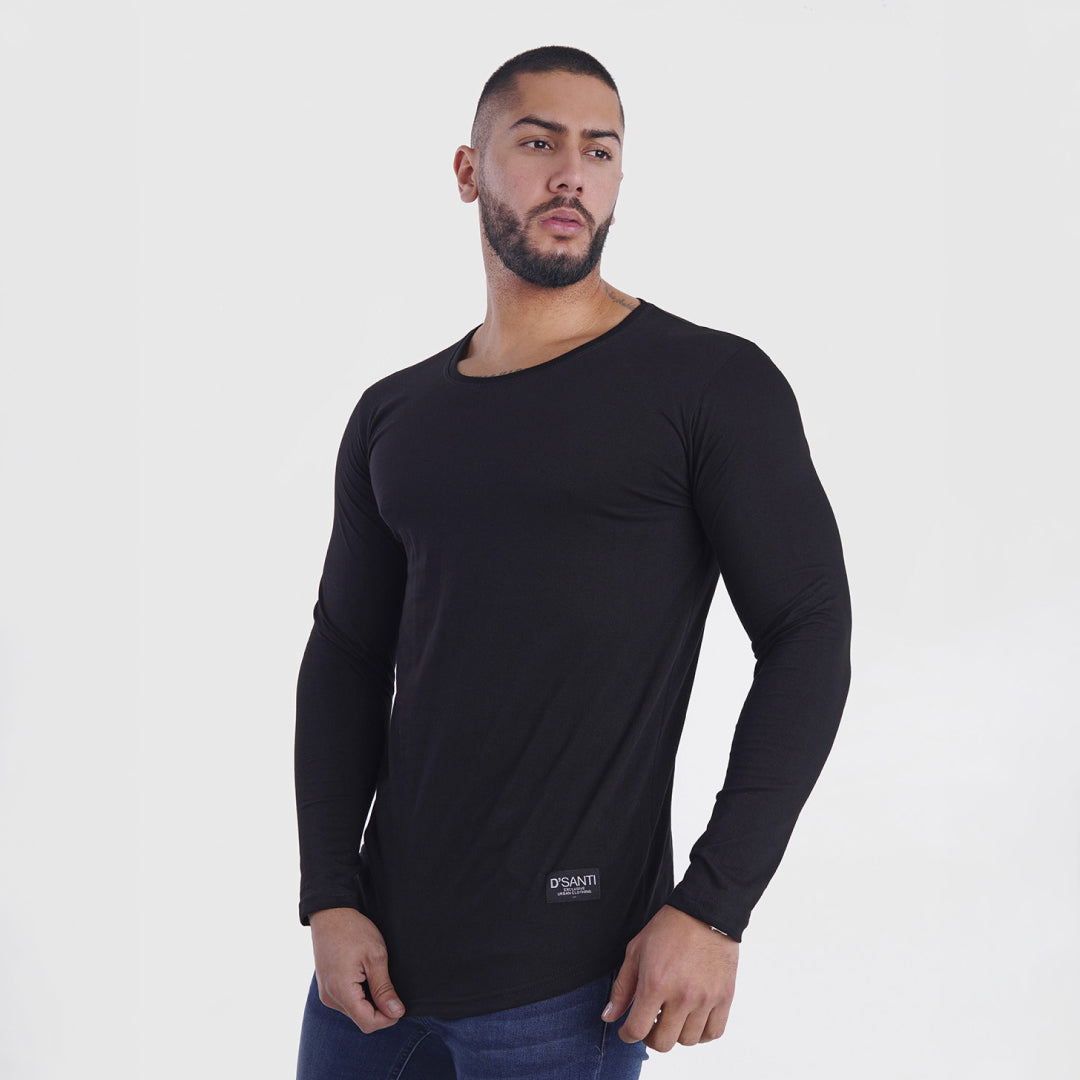 polera long fit manga larga negra - vista frontal