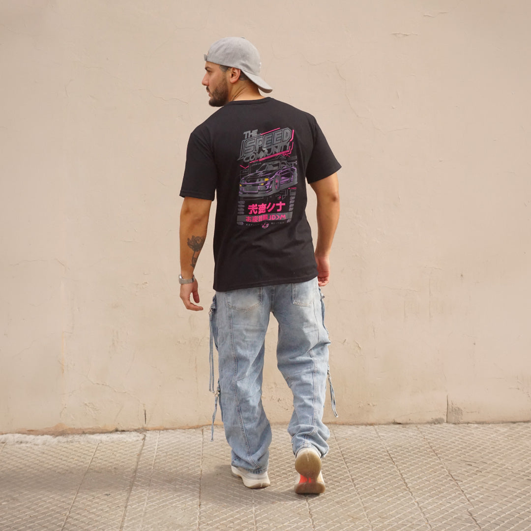 polera oversize speed negra - vista espalda atuendo completo