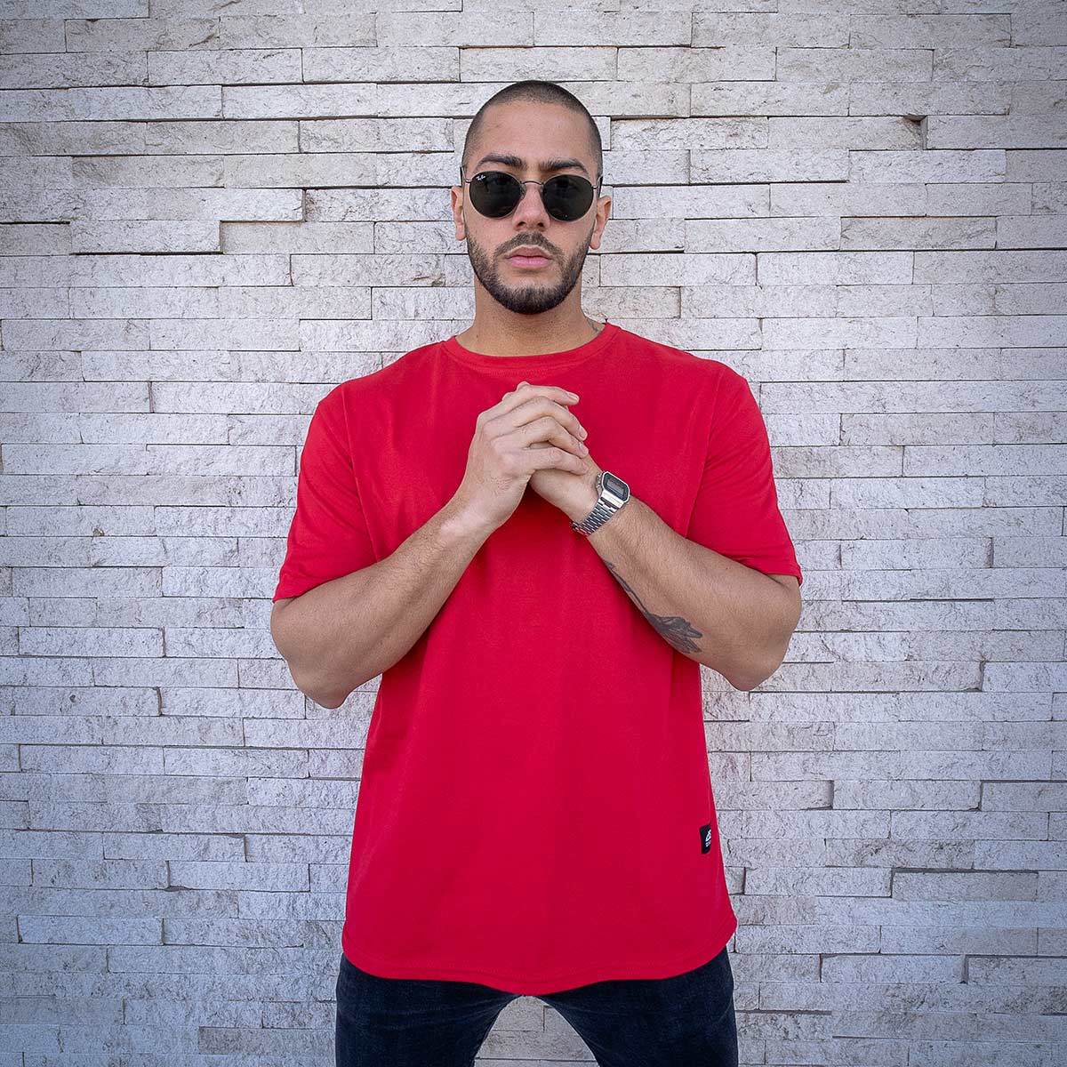 polera oversize roja hombre dsanti algodon - vista frontal 2