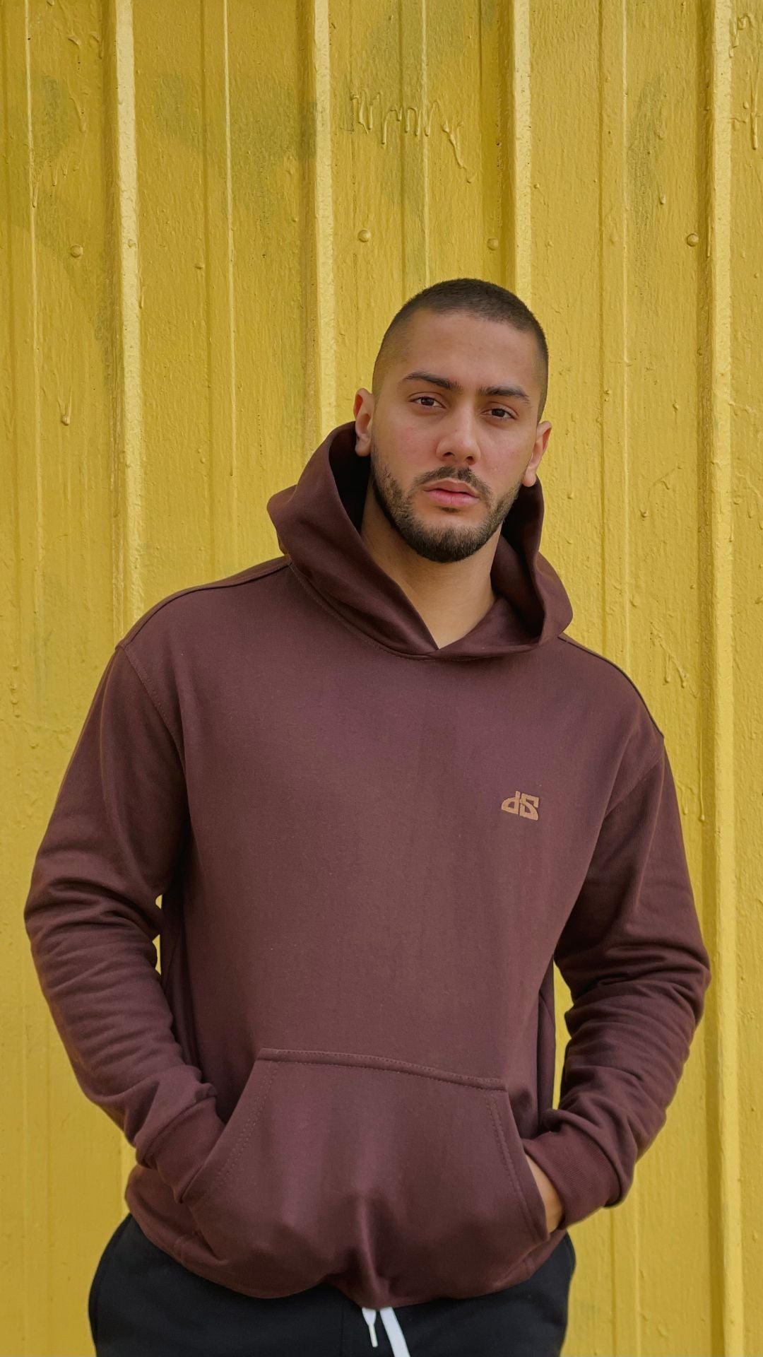 Poleron Over Con Gorro Chocolate