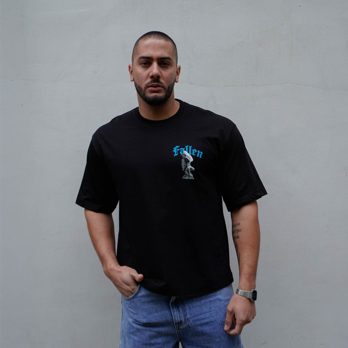 POLERA BOXY FIT FALLEN - VISTA FRONTAL 2