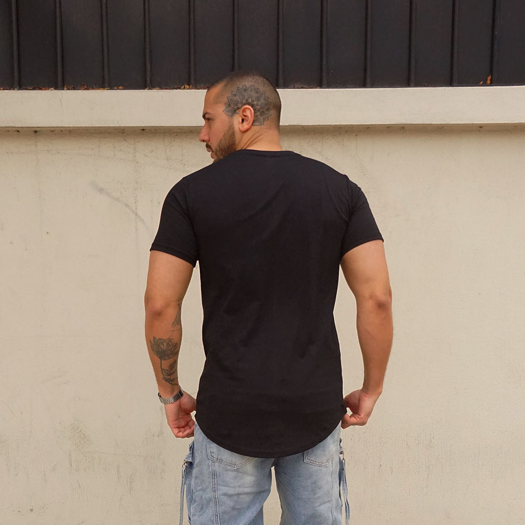 polera long fit black algodon hombre - vista espalda