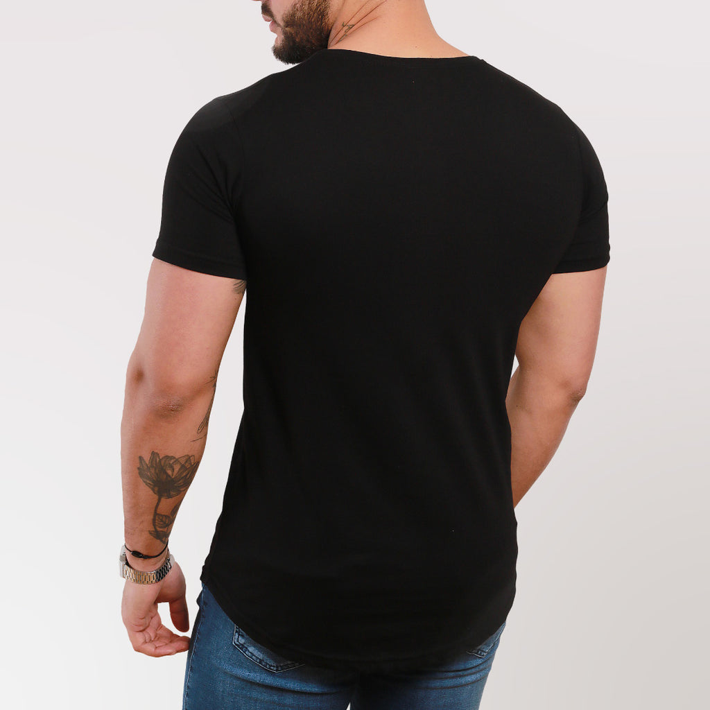 polera long fit negra hombre dsanti algodon - vista espalda sin fondo