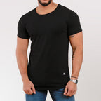 polera long fit negra hombre dsanti algodon - vista frontal sin fondo