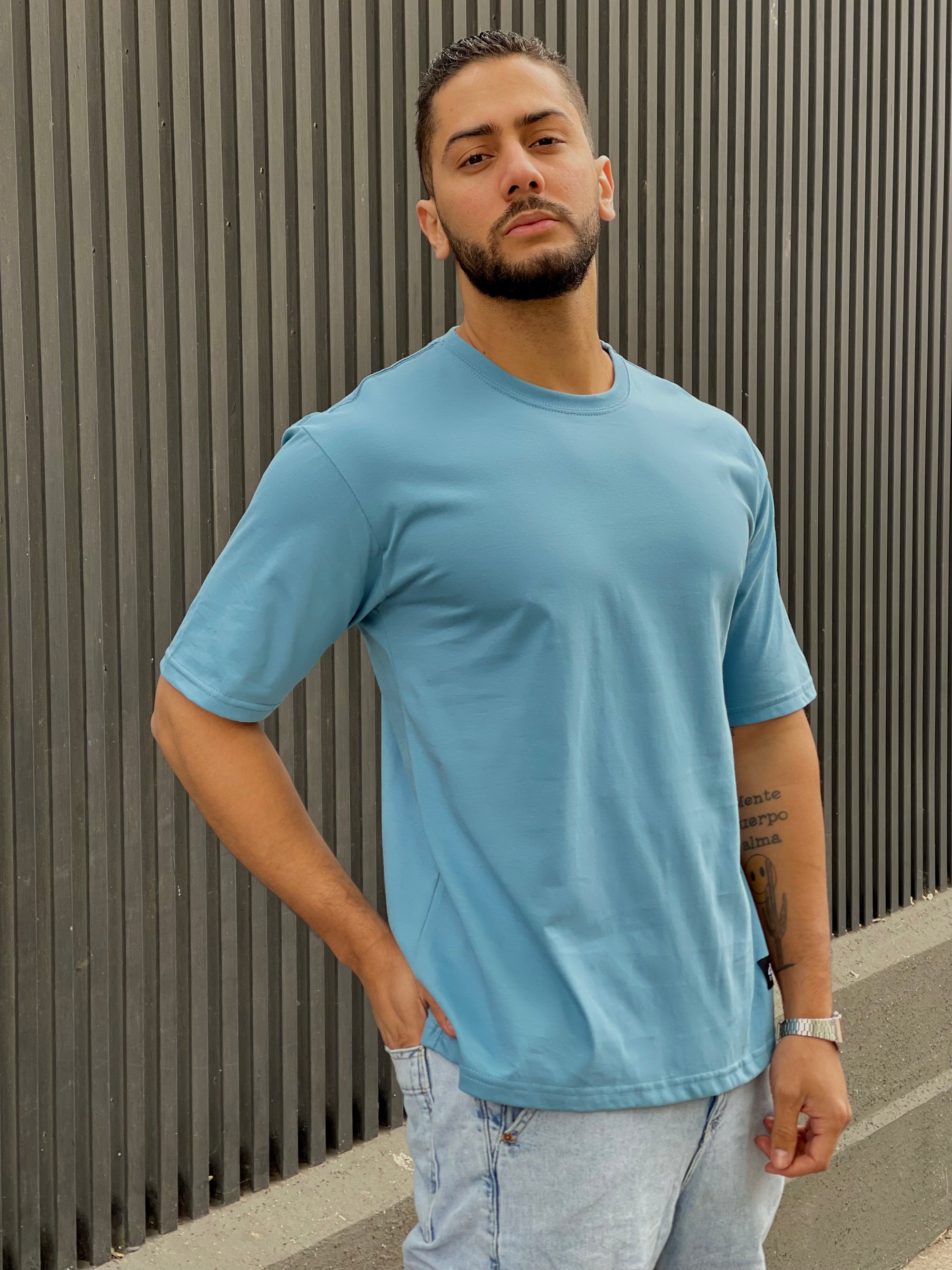Polera Oversize Azul Celeste Dsanti