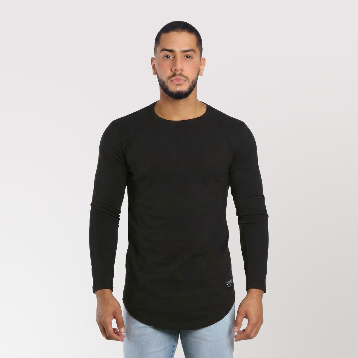 Polera long fit manga larga negra Dsanti