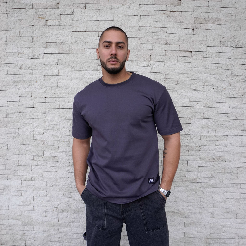 POLERA OVERSIZE HEAVYWEIGHT GRIS GRAFITO - VISTA FRONTAL 3