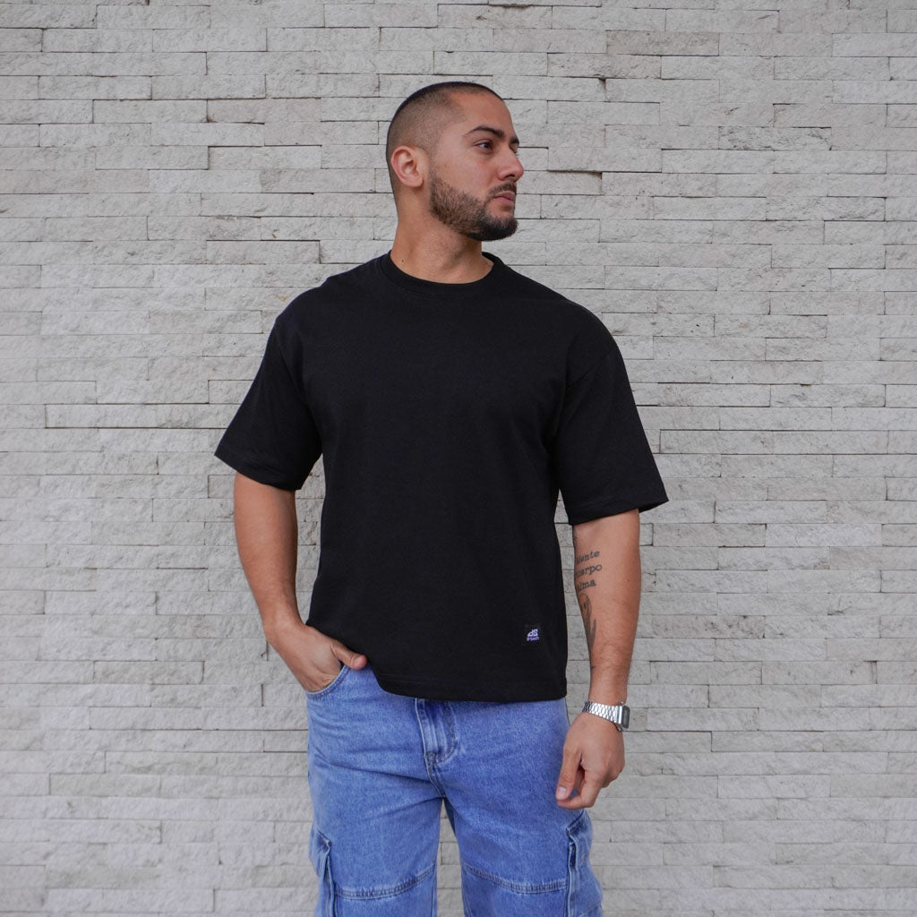 POLERA OVERSIZE HEAVYWEIGHT NEGRA - VISTA FRONTAL 2