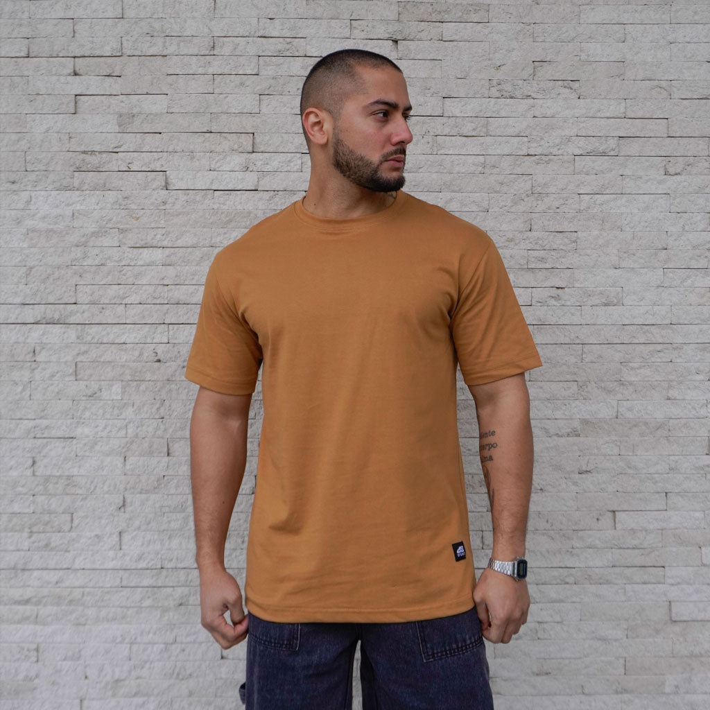 POLERA OVERSIZE TOFFEE HOMBRE ALGODÓN - VISTA FRONTAL 