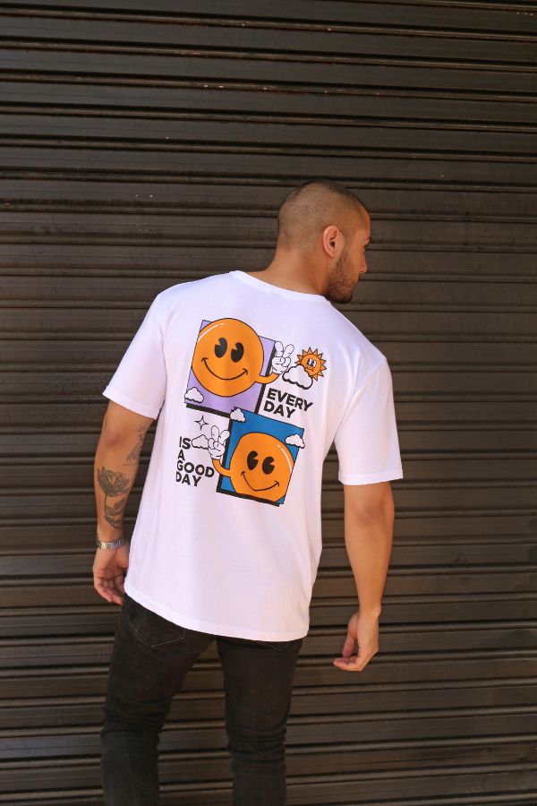 Polera Oversize Good Day blanca Dsanti