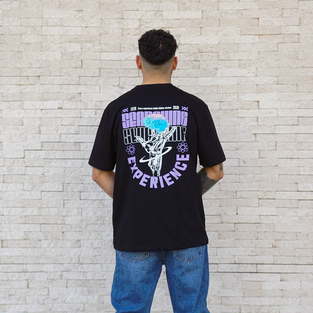 Polera Oversize Searching Experience Negra