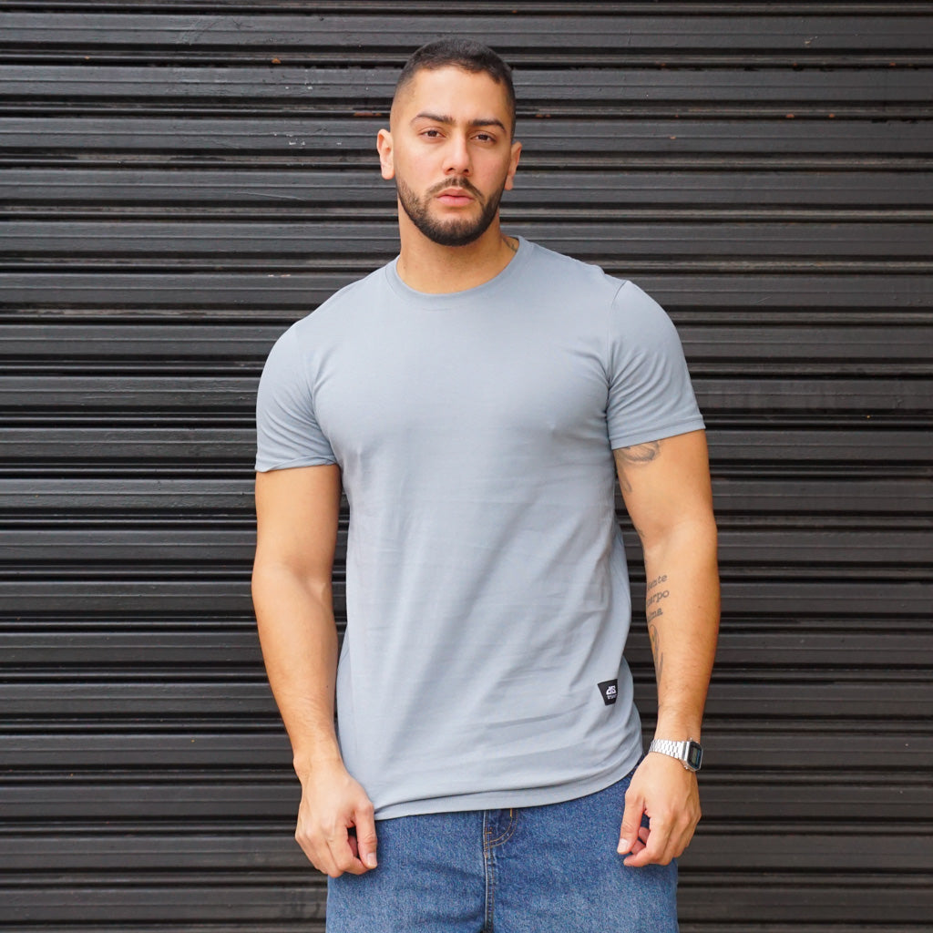 POLERA LONG FIT GRIS PLATA ALGODÓN HOMBRE - VISTA PRINCIPAL 2