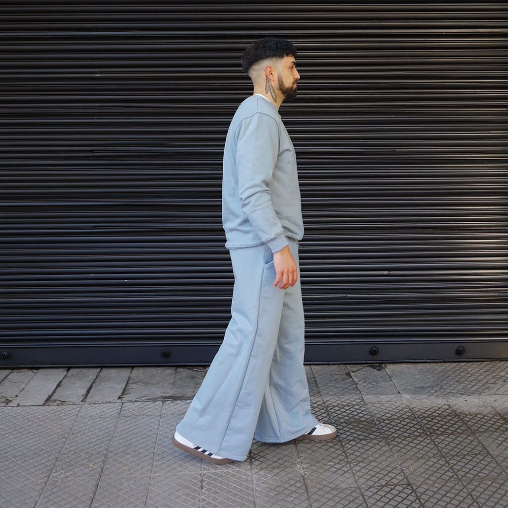 pantalón de buzo baggy gris plata franela premium - vista lateral 2