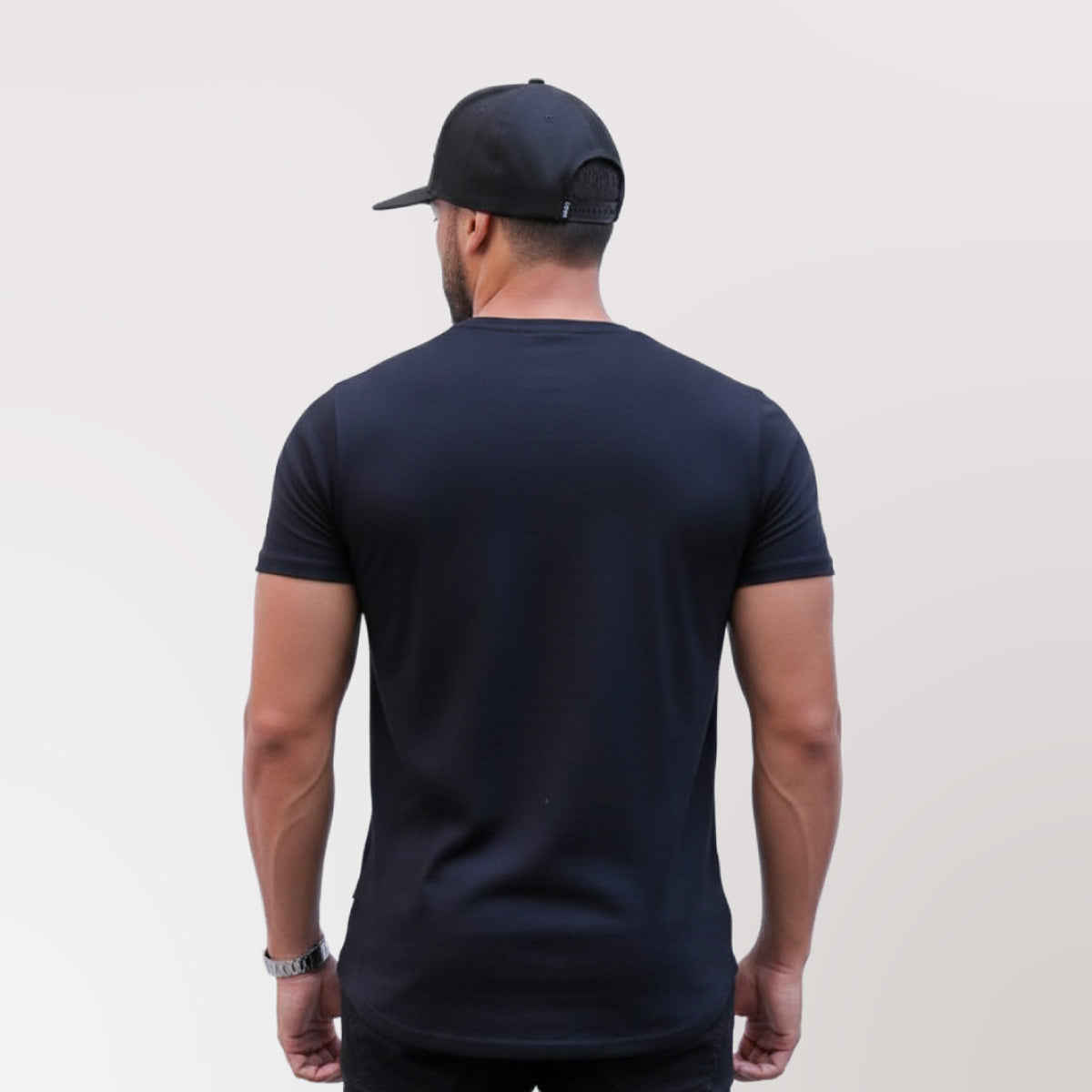 Polera long fit cruz Dsanti vista de espalda