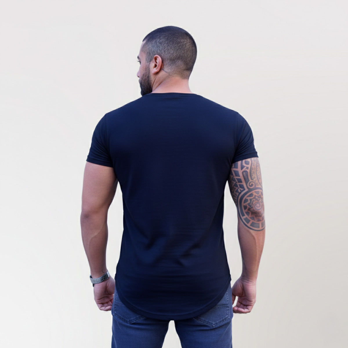 Polera Long Fit Clasic 096 Negra Dsanti